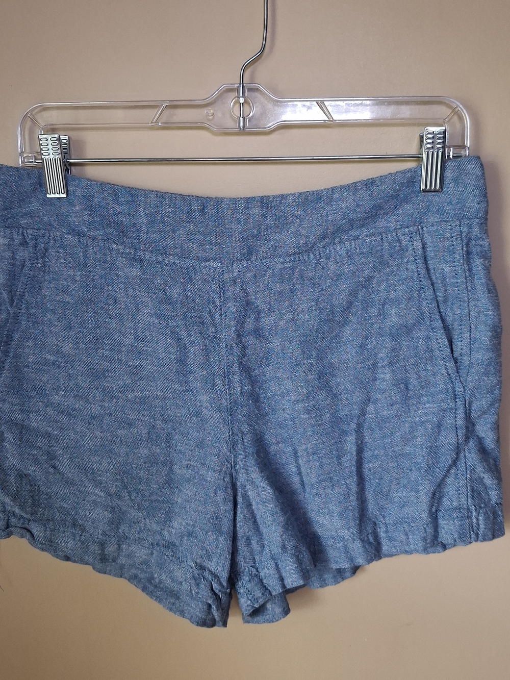 GAP Women’s Linen Blend Blue Chambray Pull On Shorts; Sz M